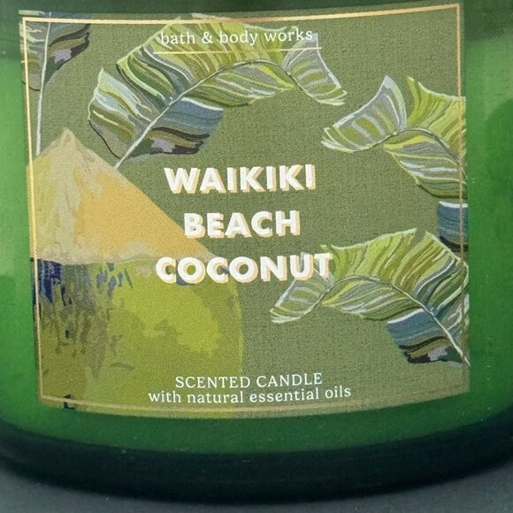 BBW Waikiki Beach Coconut Bath & Body Works 3 Wick Candle - Picture 3 of 10